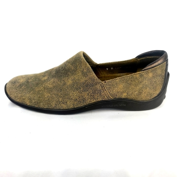Donald J Pliner Suede Olive/Black Slip-on Loafer - Picture 2 of 5